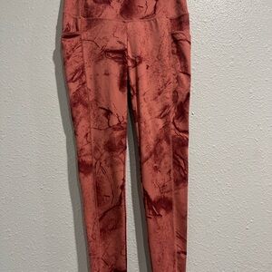 Chico's Zenergy Burgundy Leggings size 4/6